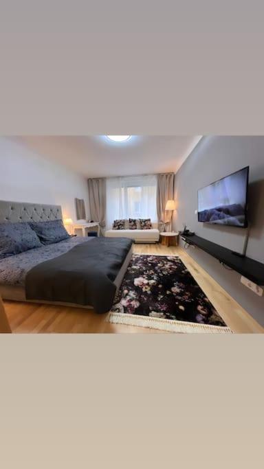 Old Town Vienna Three #3 Apartment ภายนอก รูปภาพ
